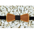 Bow tie "Lattice" made of natural wood with veneer